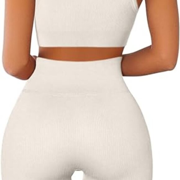 2 Piece Exercise Outfit - Picture 3 of 4